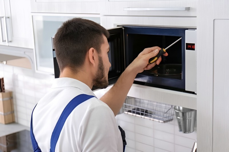 Buld-in Microwave Repair in Los Angeles